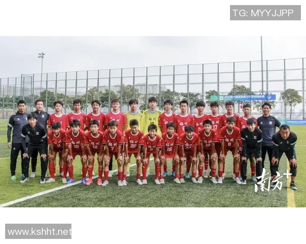 广州足球队团队协作深度解析与其他球队的对比分析