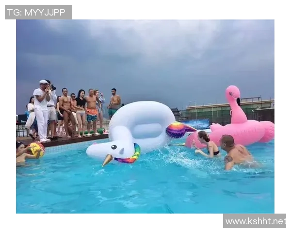 畅享清凉夏日激情泳池派对尽在这场盛大水上狂欢中